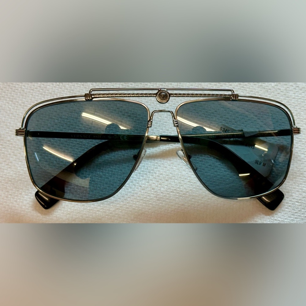 Versace Sunglasses Gunmetal Frame Light Grey Mirrored Lens VE2242 10016G